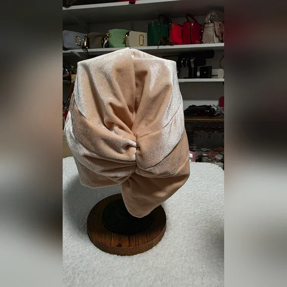 6 Elegant Head Caps/Turbans - Picture 15 of 16